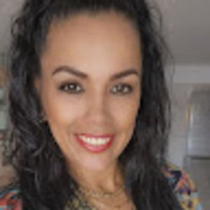 Meet your Posher, Alejandra